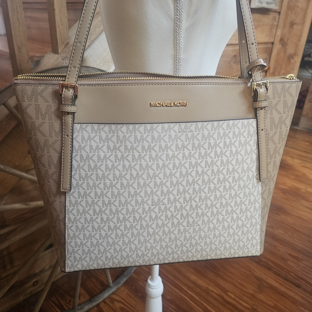 Michael Kors Beige and Cream Women's Bag